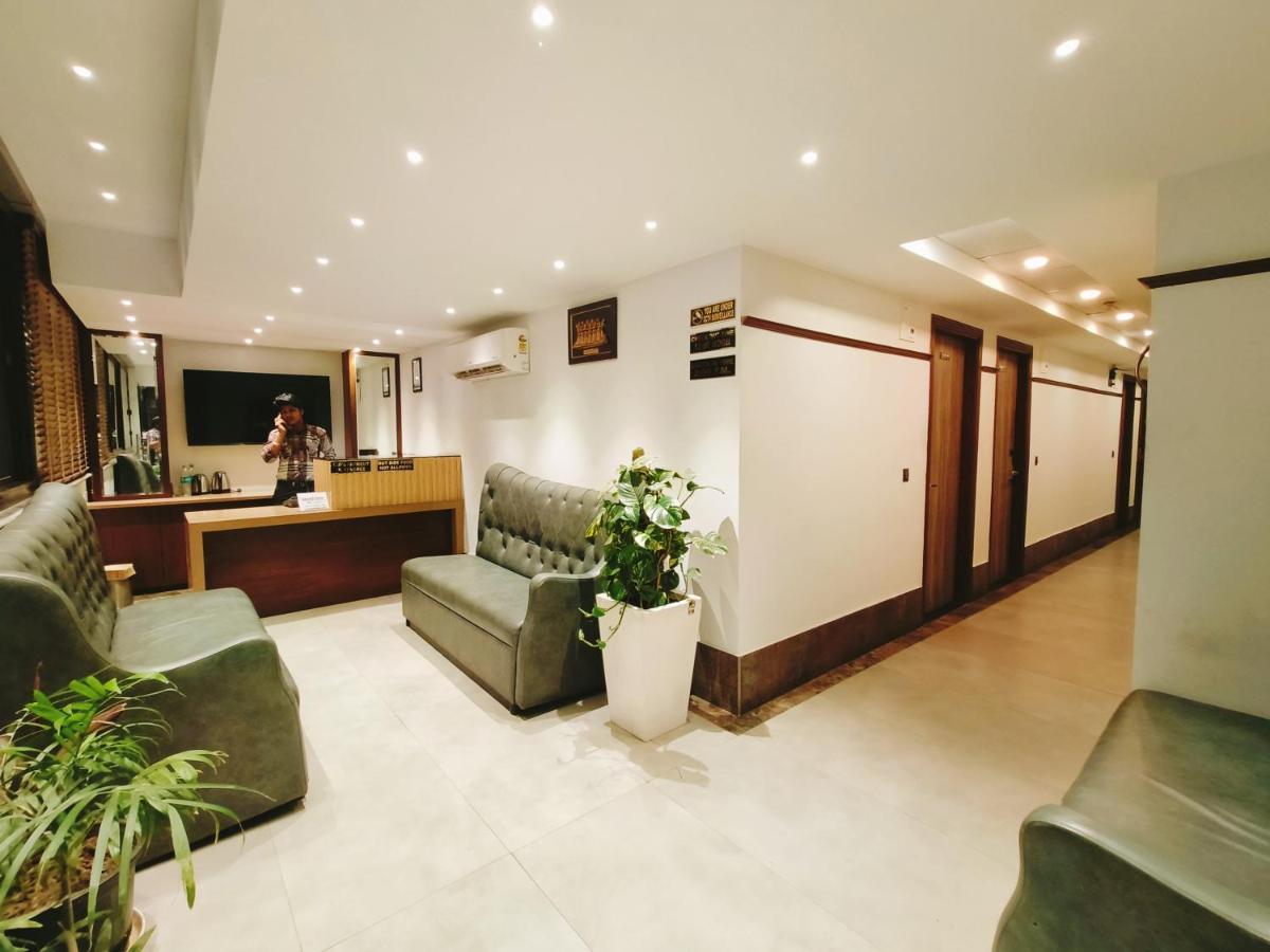 Aura Rooms Дехрадун Экстерьер фото